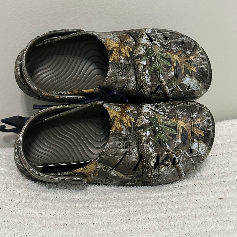 Rugged Shark Kids Camouflage Eva Clogs